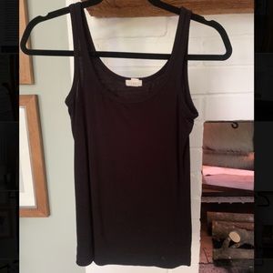 Hinge Black Tank